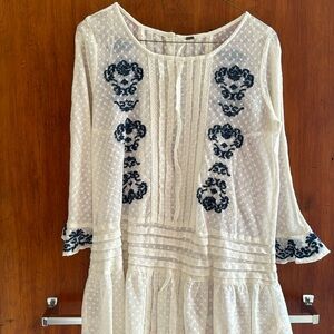 Free People navy/cream embroidered tunic - XS